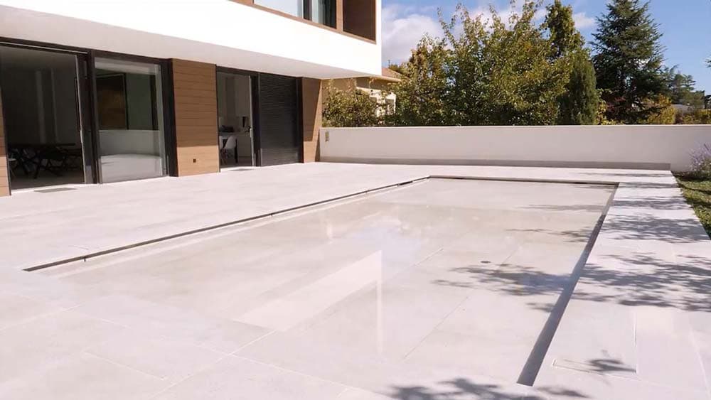 Plataformas, pisos móviles y cubiertas automáticas