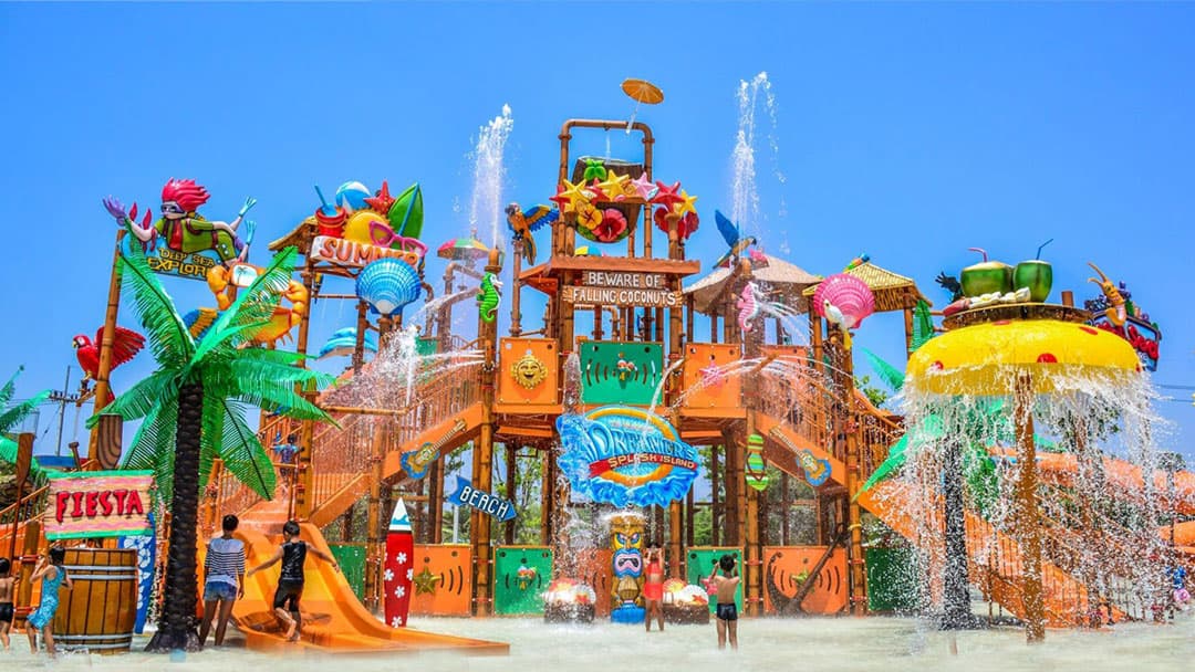 ¡Tenemos nuevos conceptos en parques acuáticos, toboganes y mucho más!